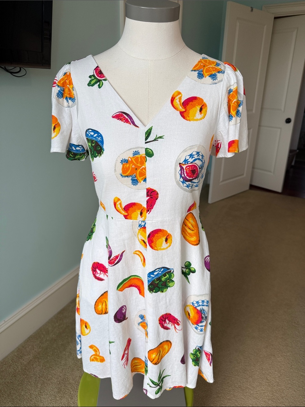 NWT J. Crew White Dress with Colorful Fruit Print size 0 Linen/Viscose Nlend